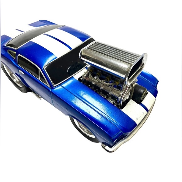 Vintage 2000 1966 Ford Mustang GT 350 Muscle Machines 1:18 Blue / White Stripes - Picture 6 of 12